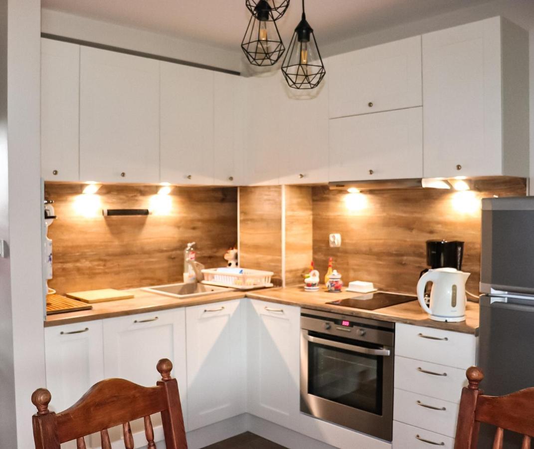 Apartament Z Basenem コシチェリスコ エクステリア 写真